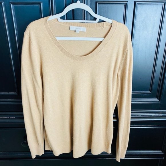 LOFT Classic Beige Long Sleeve Scoop Neck Sweater - Picture 1 of 5